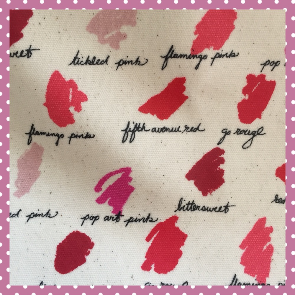 SOLD SOLD SOLD Kate Spade ♠️ lipstick smudge tote - Picture 7 of 8